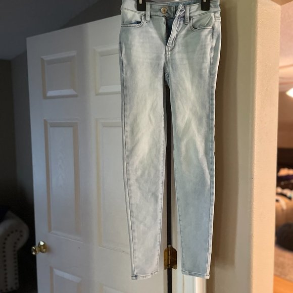 Women's Jeans - Picture 4 of 6